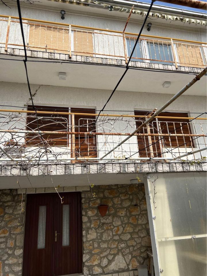 Hiša Dramalj, 200m2