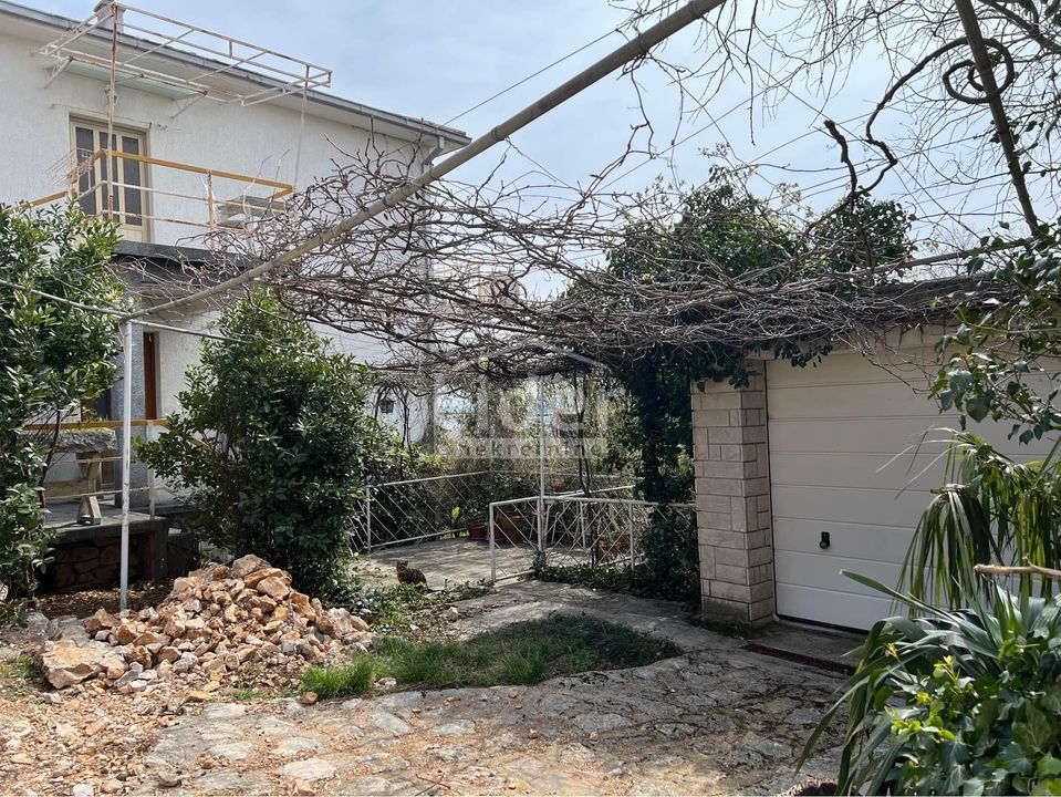 Hiša Dramalj, 200m2