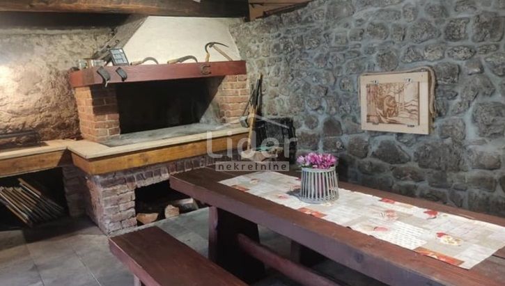 Hiša Mrkopalj, 170m2