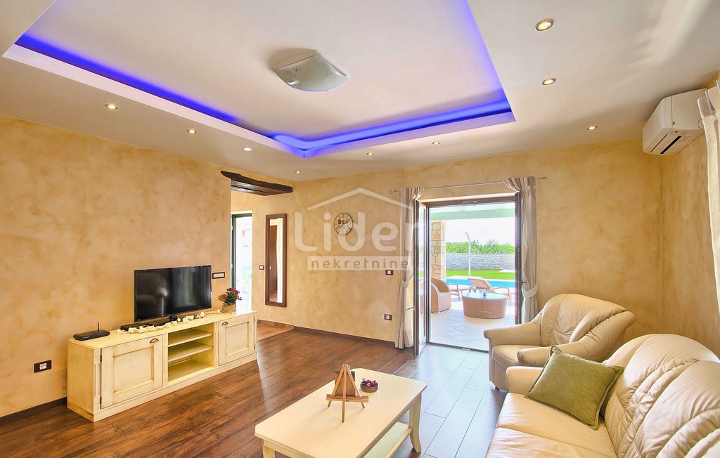 Hiša Radetići, 230m2