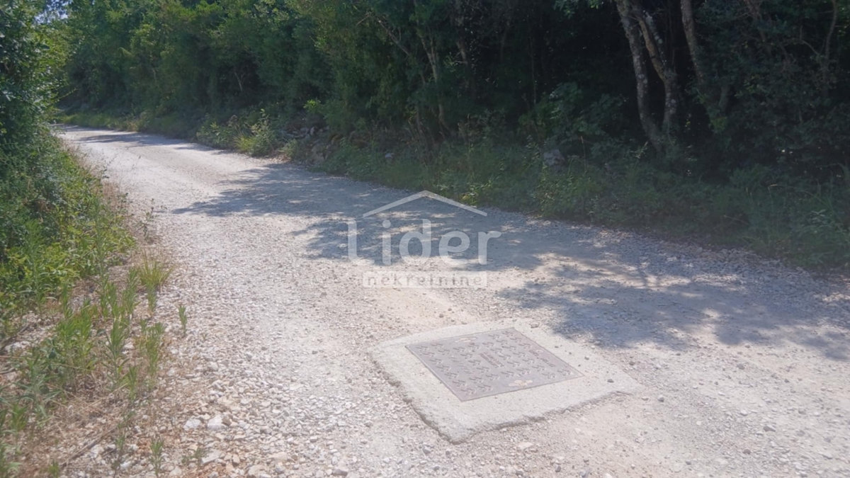 Zemljišče Rovinj, 30376m2