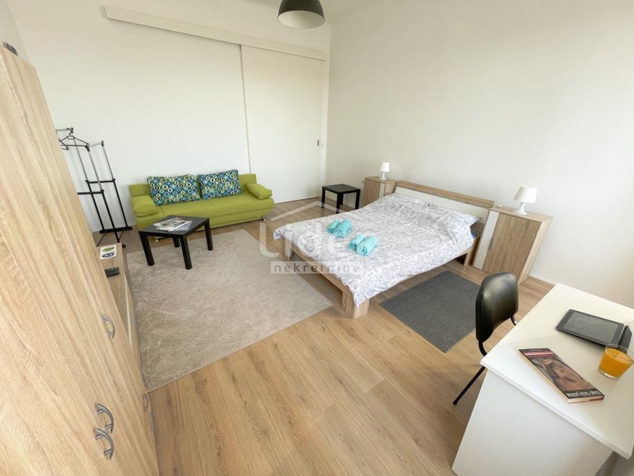 Stanovanje Mlaka, 76m2