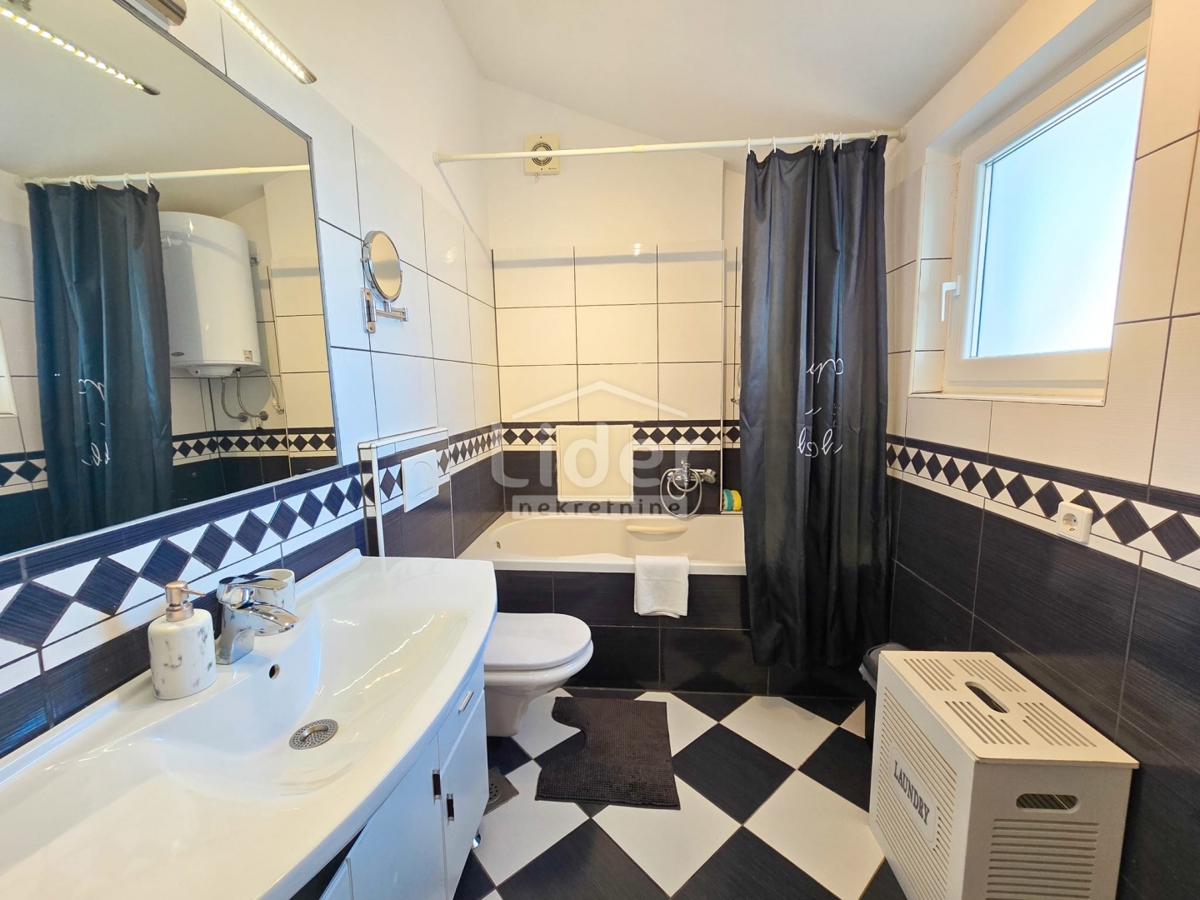 Stanovanje Poreč, 86m2