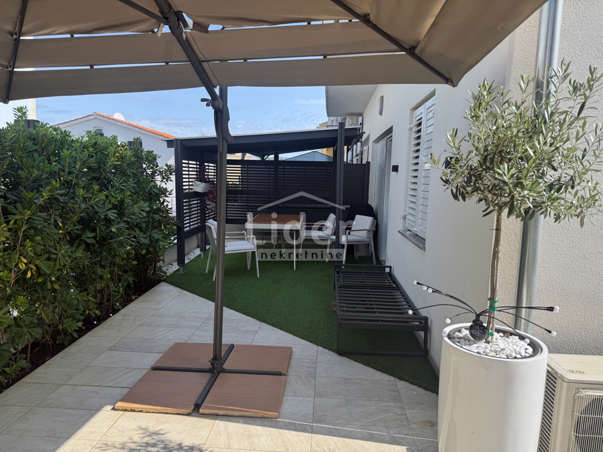 Stanovanje Malinska, Malinska-Dubašnica, 60m2