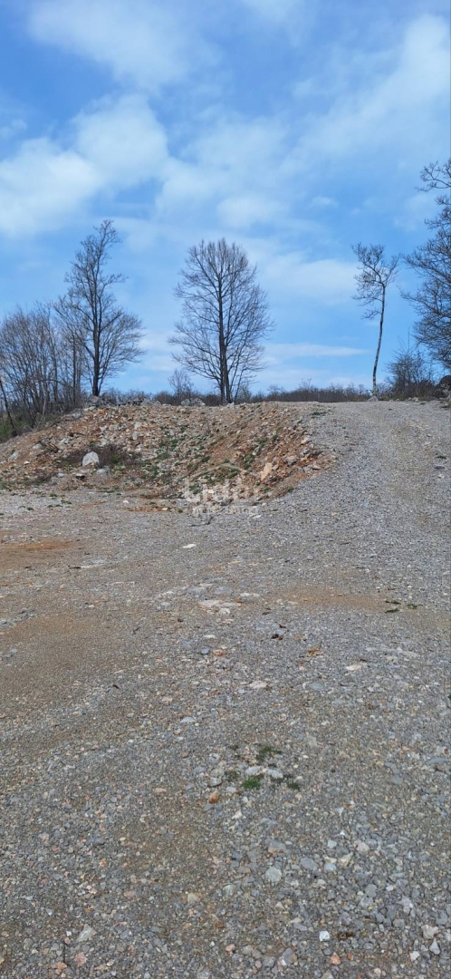 Zemljišče Breza, Klana, 2.692m2