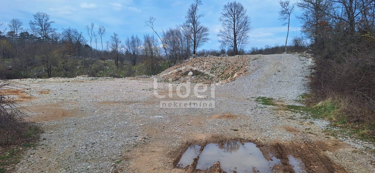 Zemljišče Breza, Klana, 2.692m2