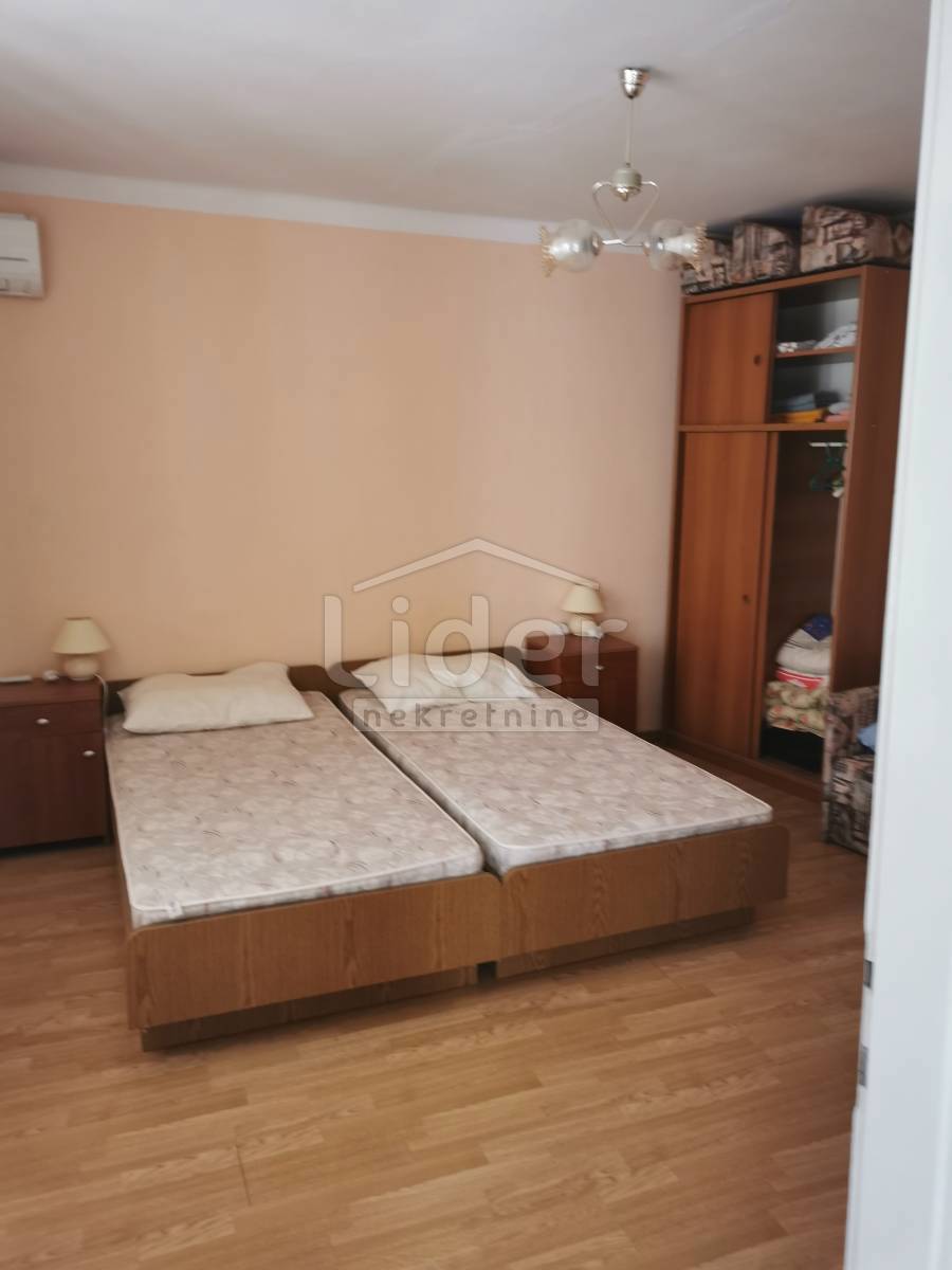 Hiša Novi Vinodolski, 100m2