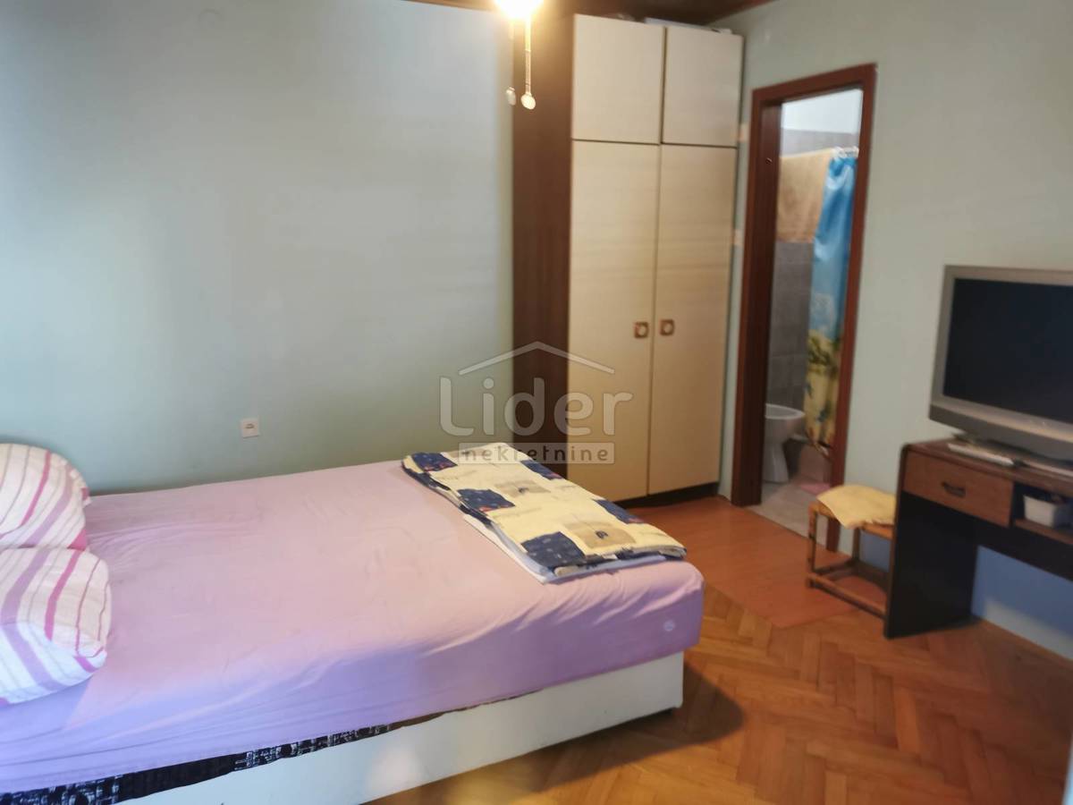 Hiša Novi Vinodolski, 100m2