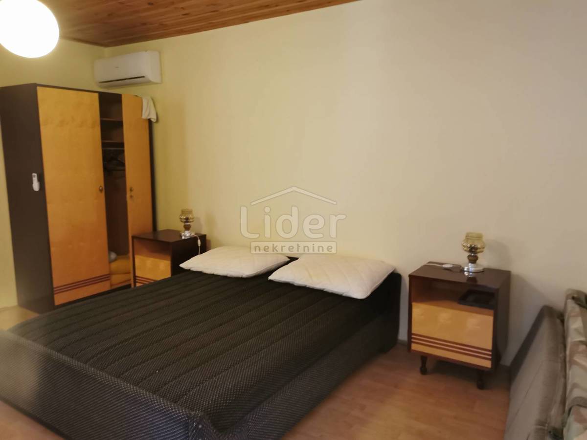 Hiša Novi Vinodolski, 100m2