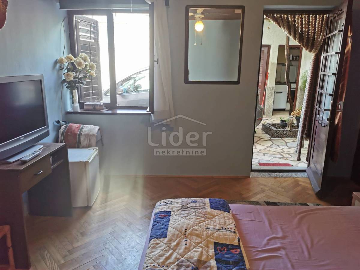 Hiša Novi Vinodolski, 100m2