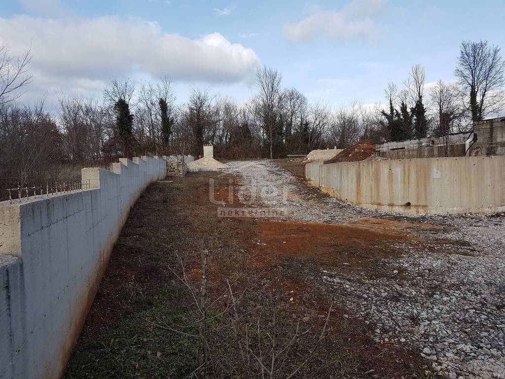 Zemljišče Lindar, 2000m2