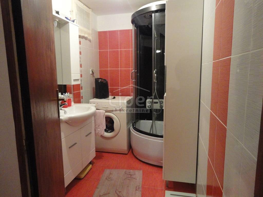 Hiša Praputnjak, 205m2