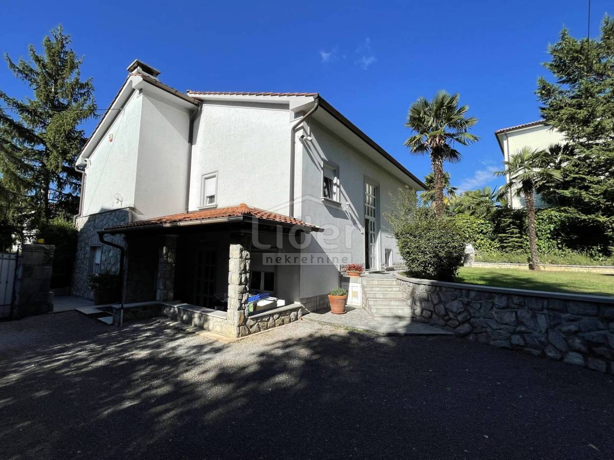 Hiša Kantrida, 240m2