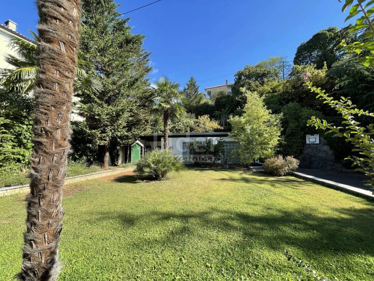 Hiša Kantrida, 240m2