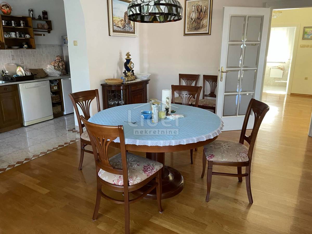 Hiša Kantrida, 240m2