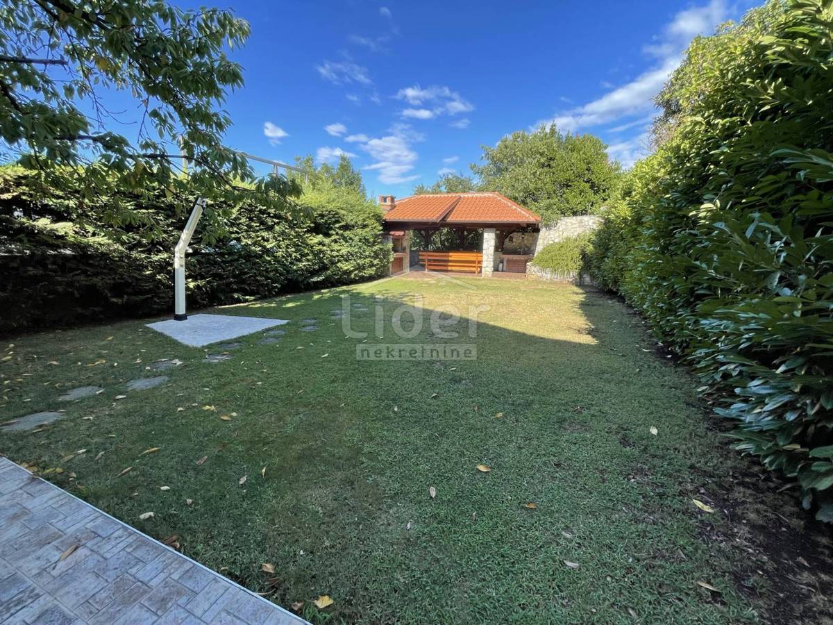 Hiša Kantrida, 240m2