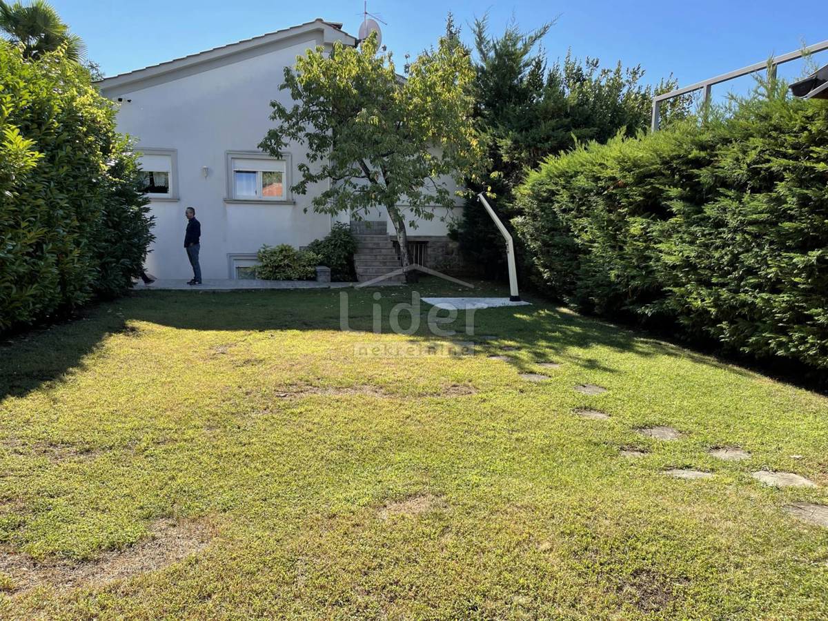 Hiša Kantrida, 240m2