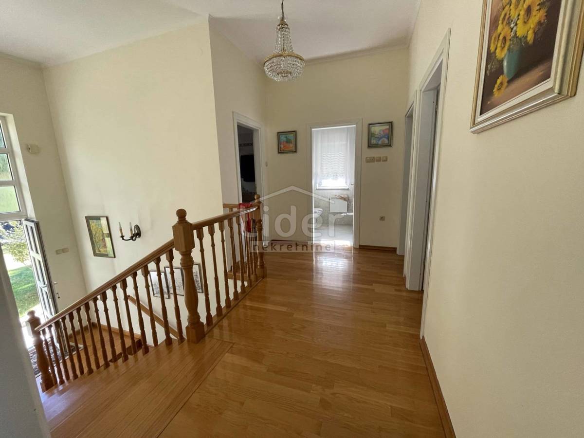 Hiša Kantrida, 240m2