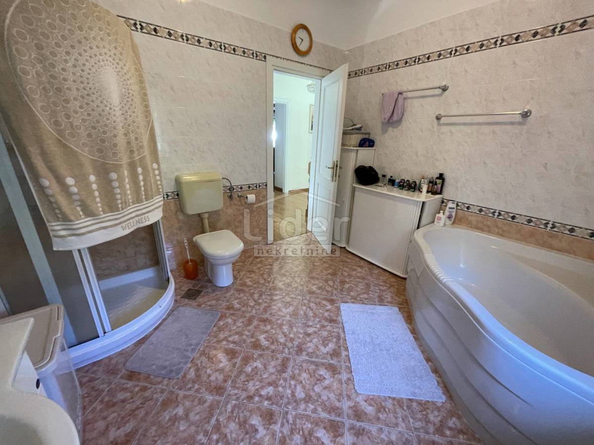 Hiša Kantrida, 240m2