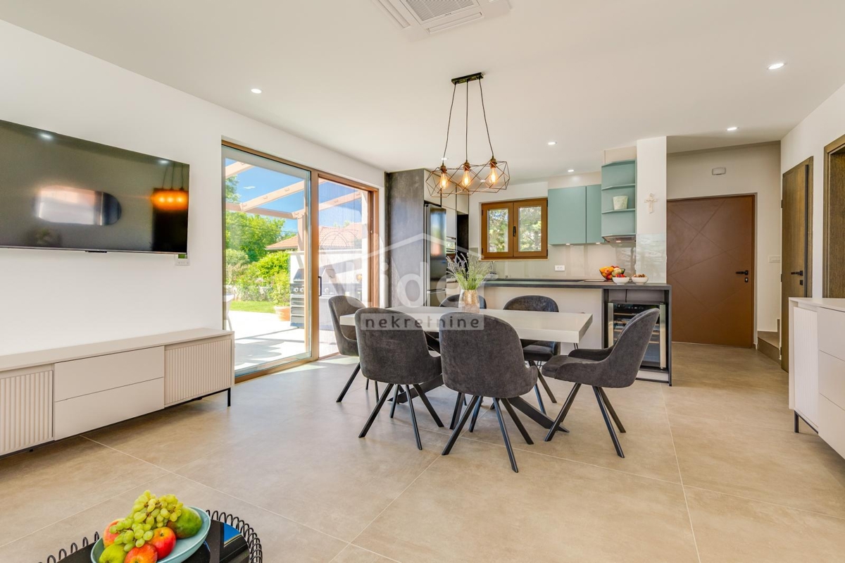 Hiša Lakmartin, 145m2