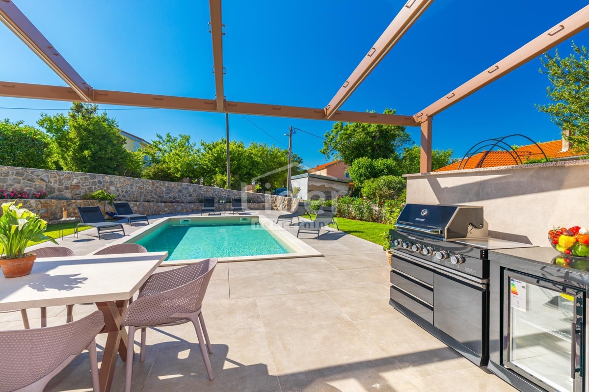 Hiša Lakmartin, 145m2