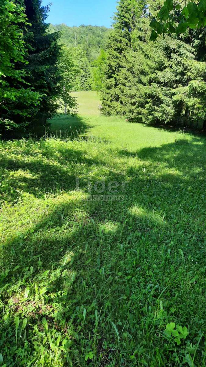 Zemljišče Delnice, 896m2