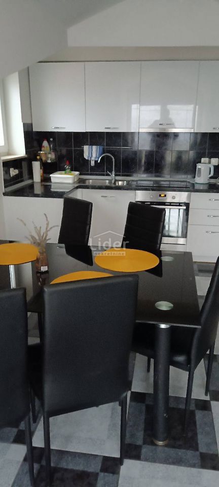 Apartma Jadranovo, 88m2