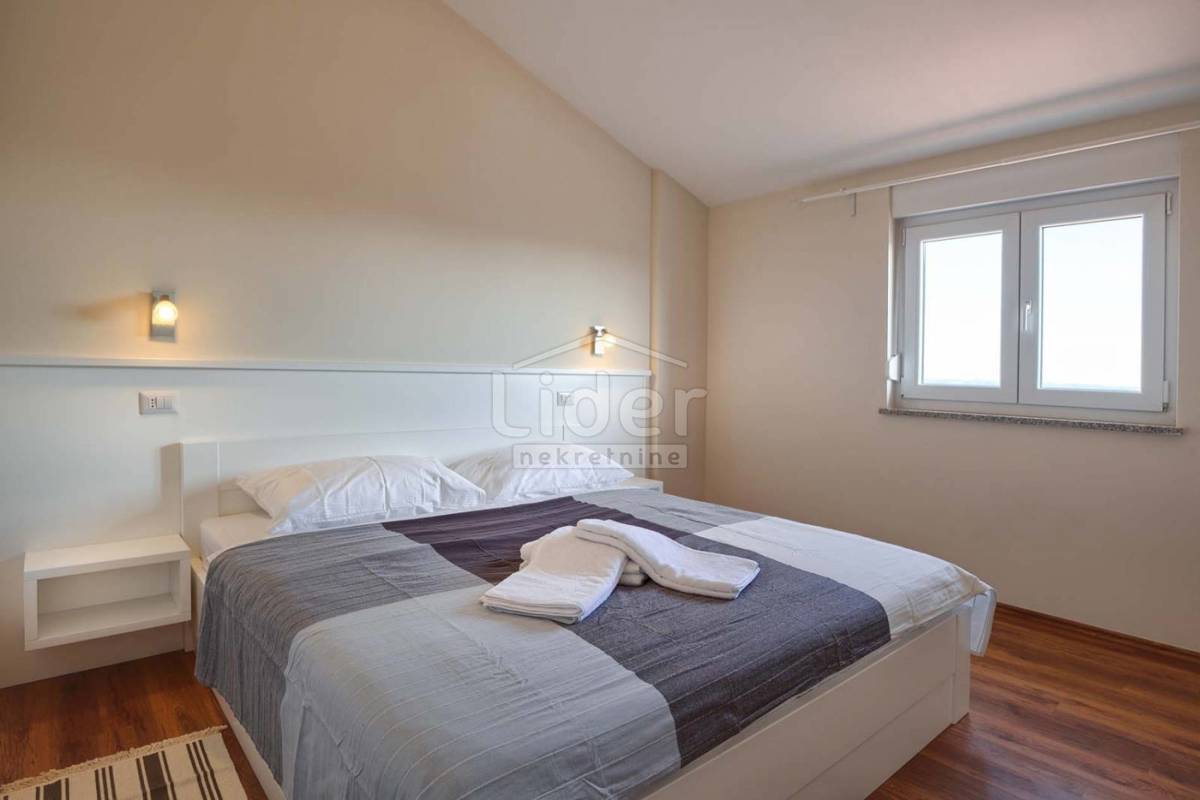 Hiša Kaštelir, 180m2