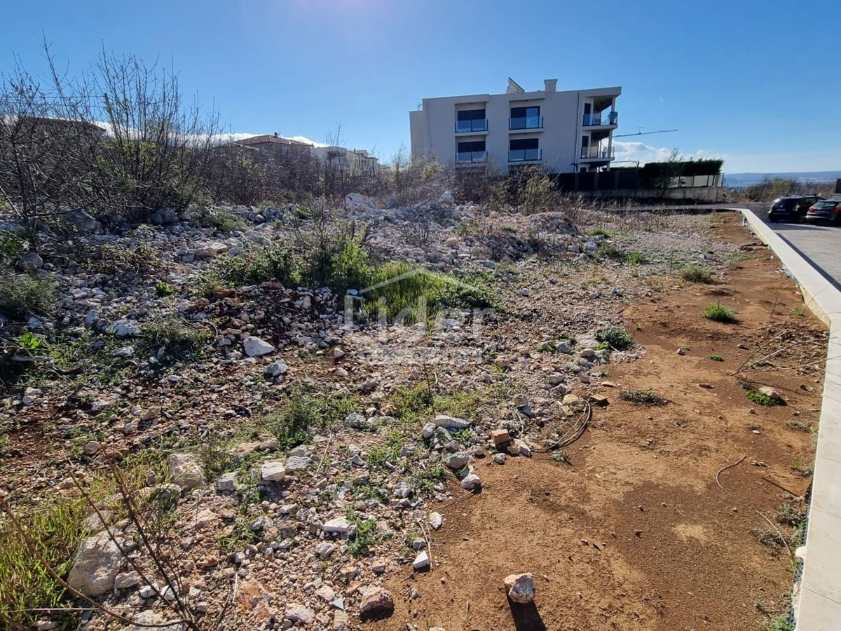 Zemljišče Kostrena, 809m2