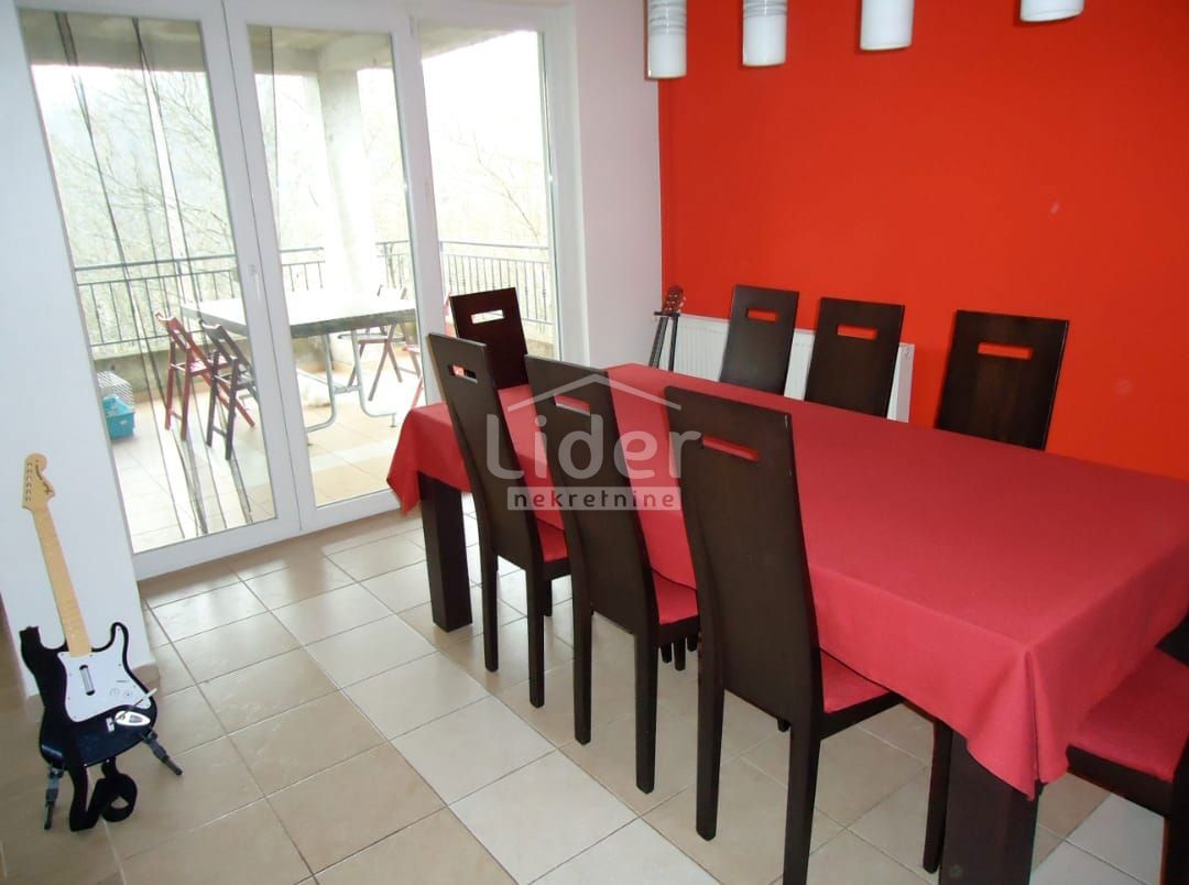 Stanovanje Brešca, 138m2