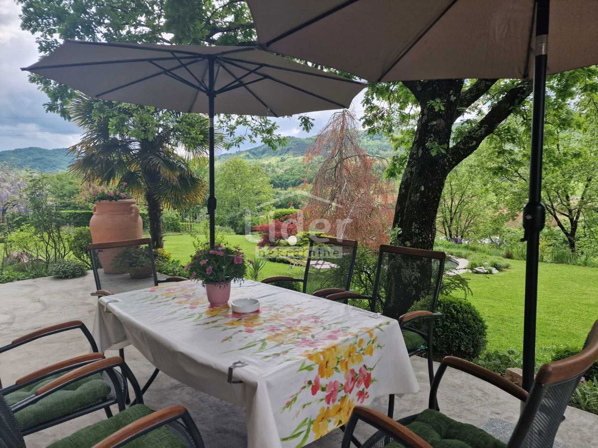 Hiša Zarečje, 196m2