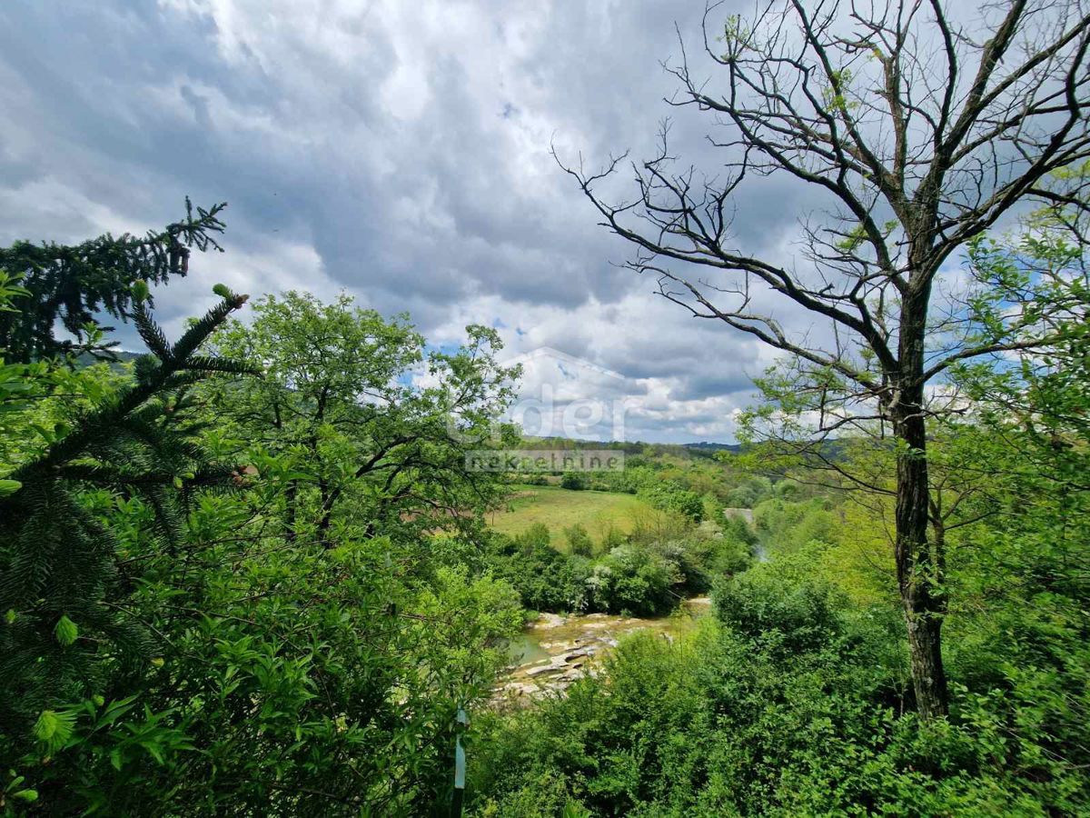 Hiša Zarečje, 196m2