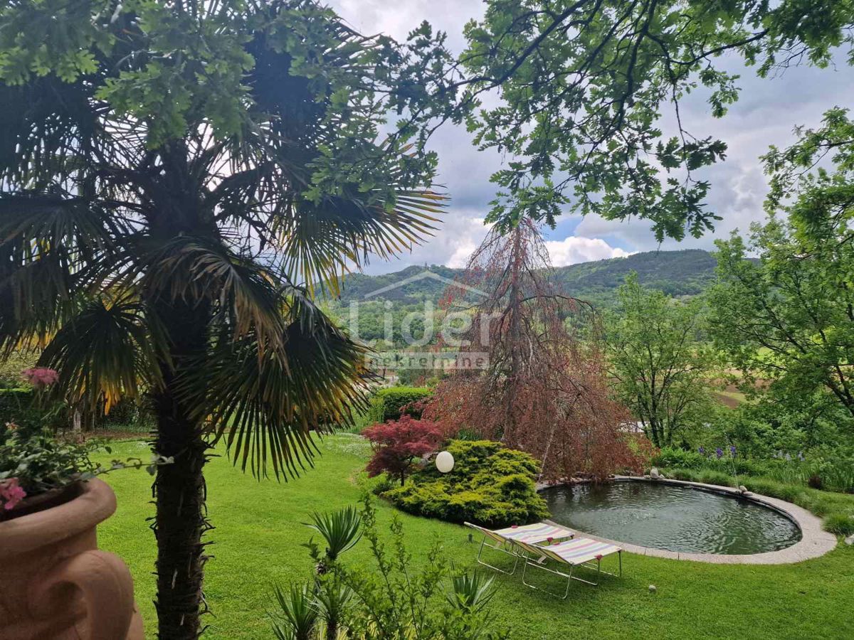 Hiša Zarečje, 196m2