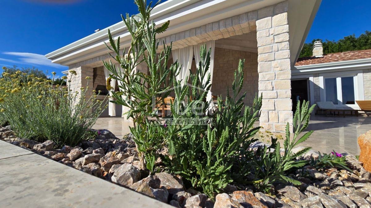 Hiša Jadranovo, 200m2