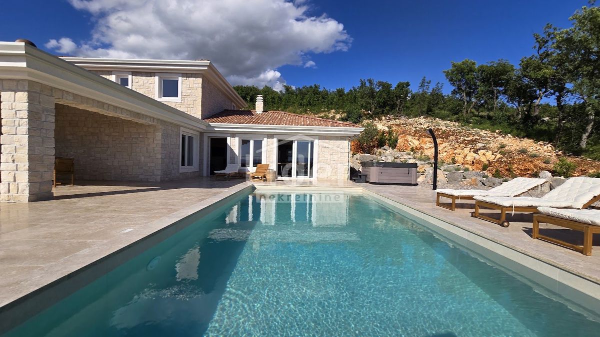 Hiša Jadranovo, 200m2