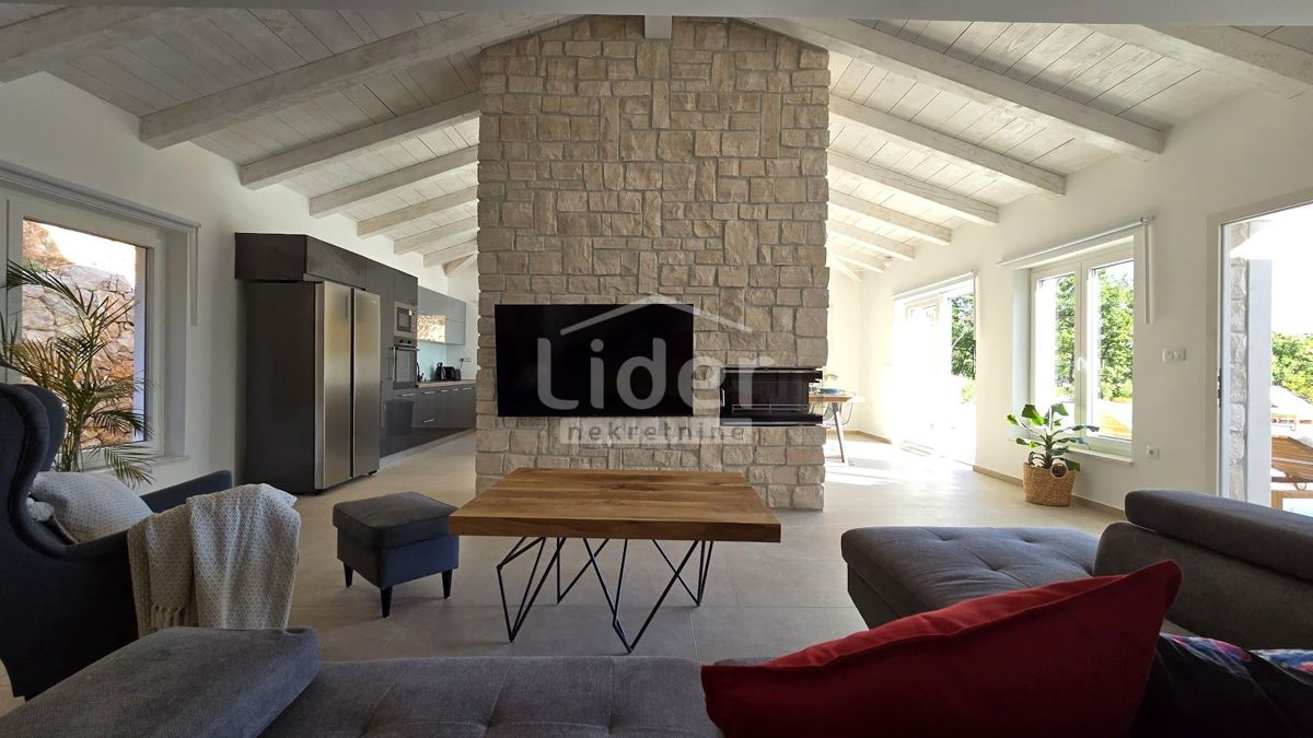 Hiša Jadranovo, 200m2