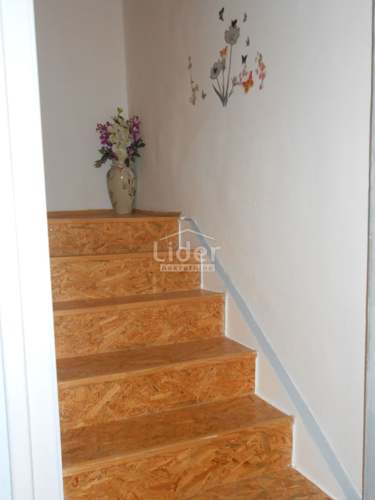 Hiša Zvoneća, 236m2