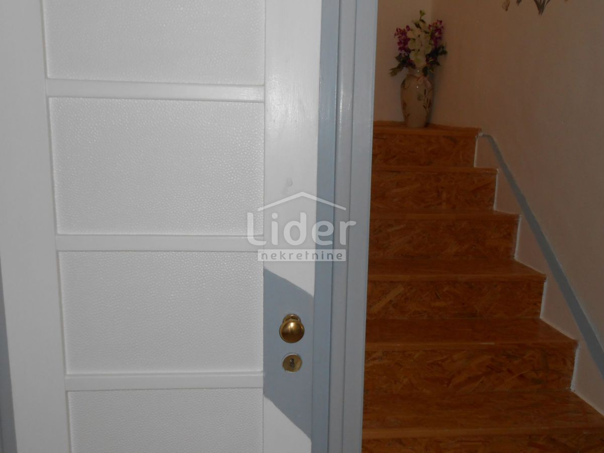 Hiša Zvoneća, 236m2