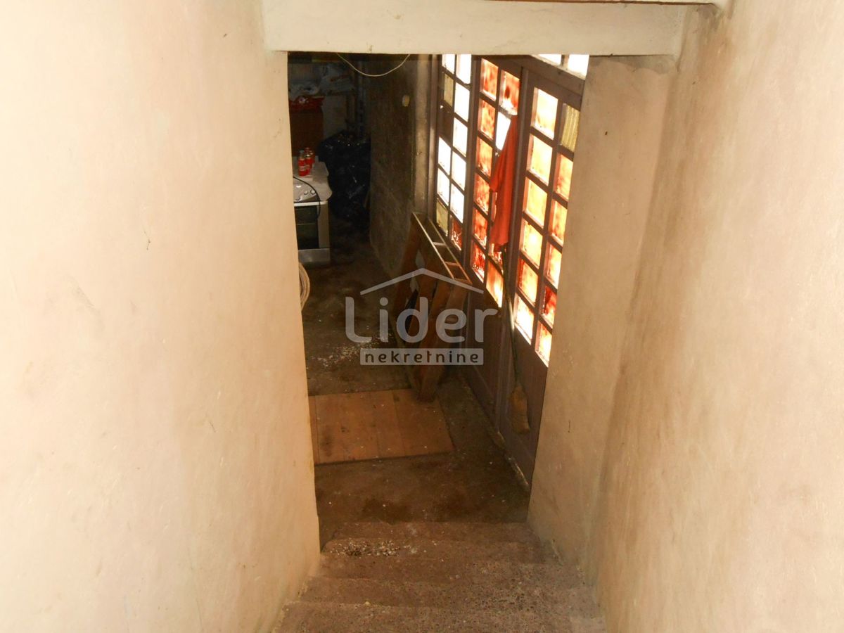 Hiša Zvoneća, 236m2