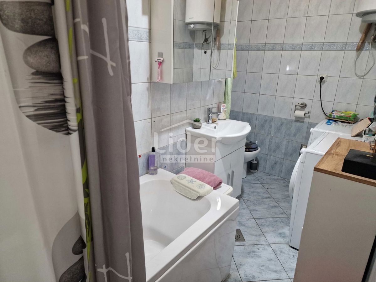 Stanovanje Centar, 66m2