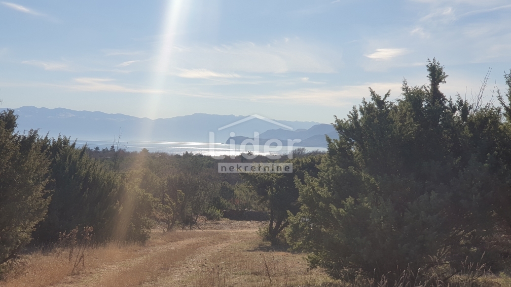 Zemljišče Šilo, 827m2