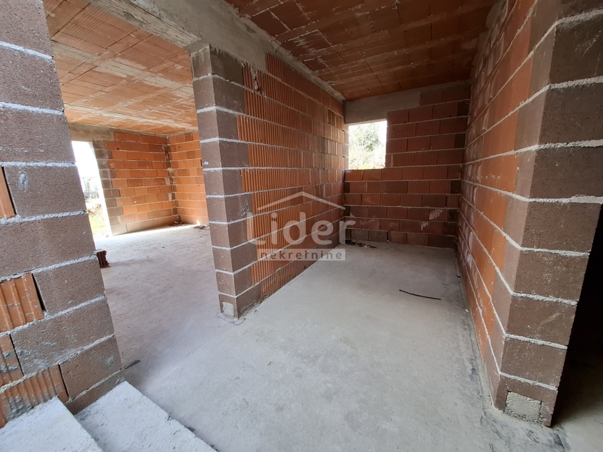 Hiša Kostrena, 180m2