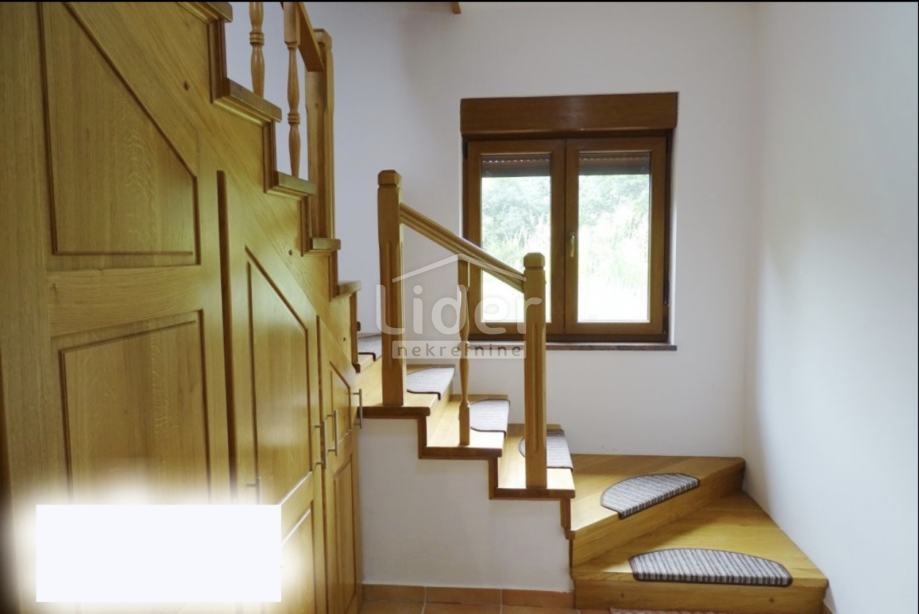 Hiša Brod Moravice, 330m2