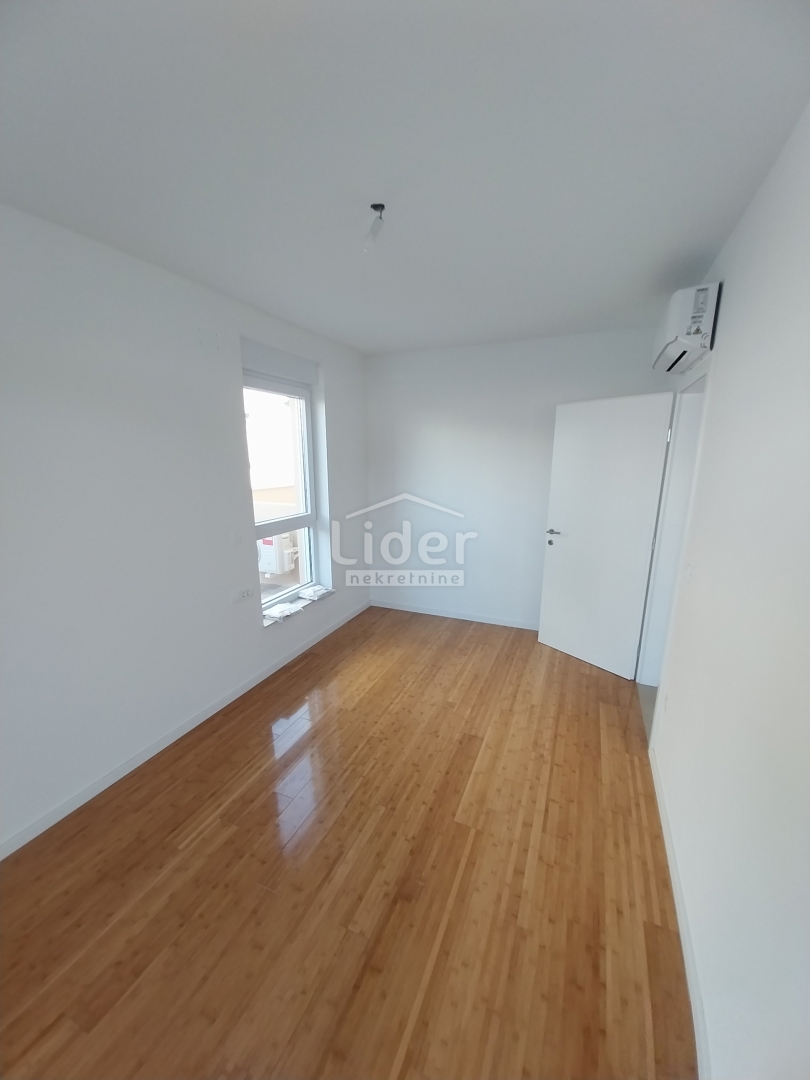 Apartma Novalja, 69m2