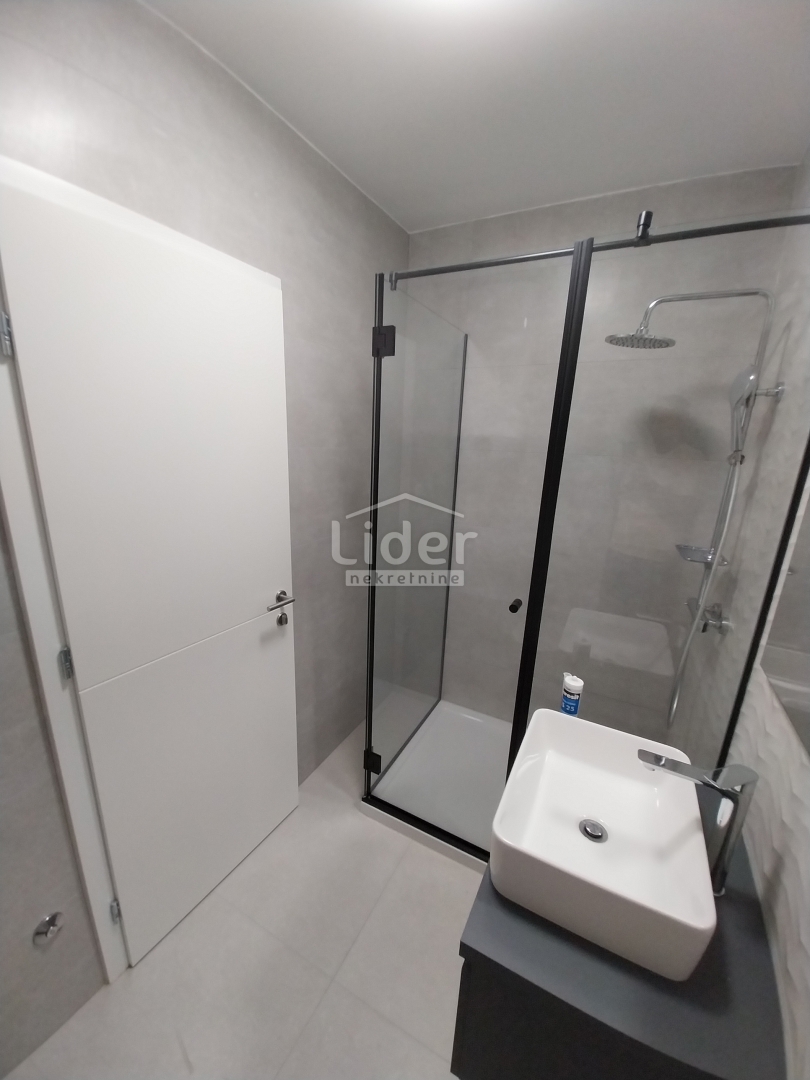 Apartma Novalja, 69m2