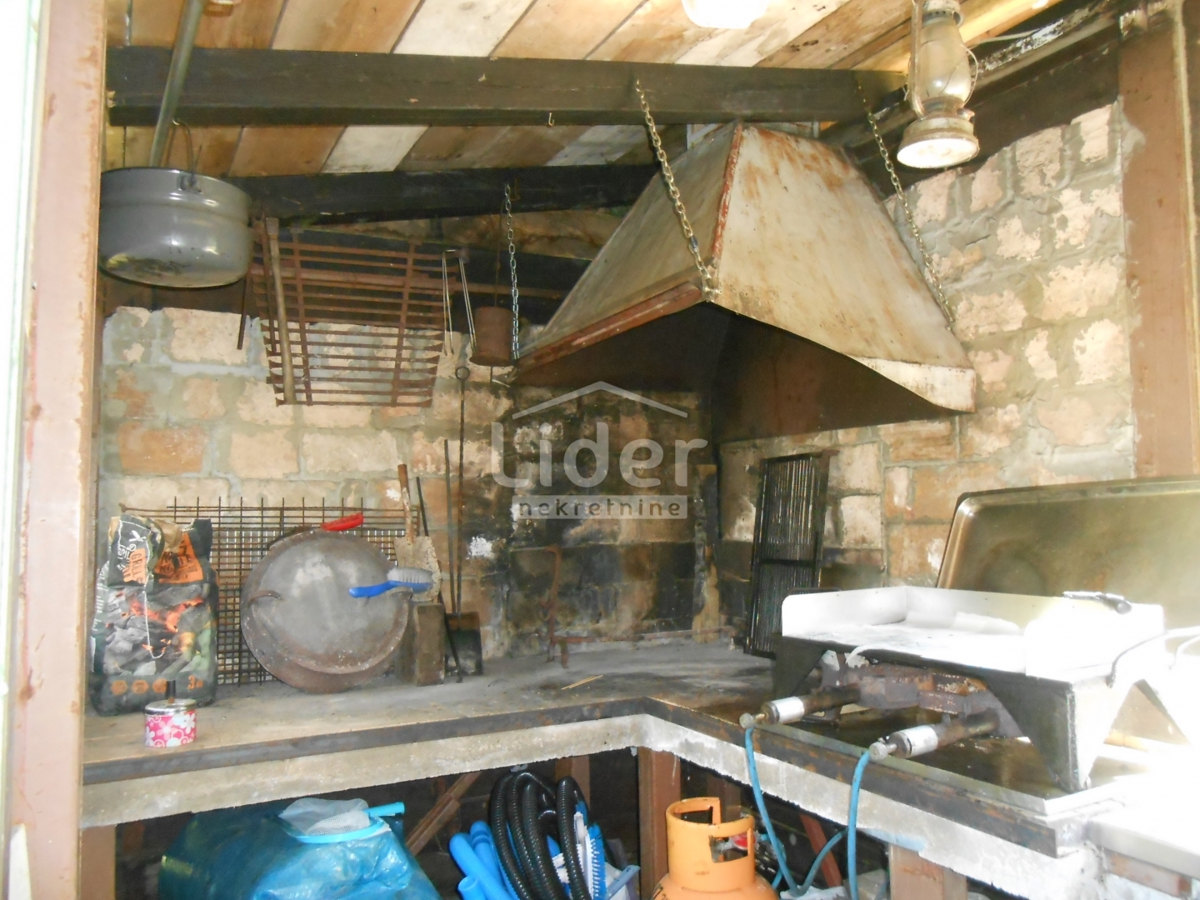 Hiša Grižane-Belgrad, 210m2