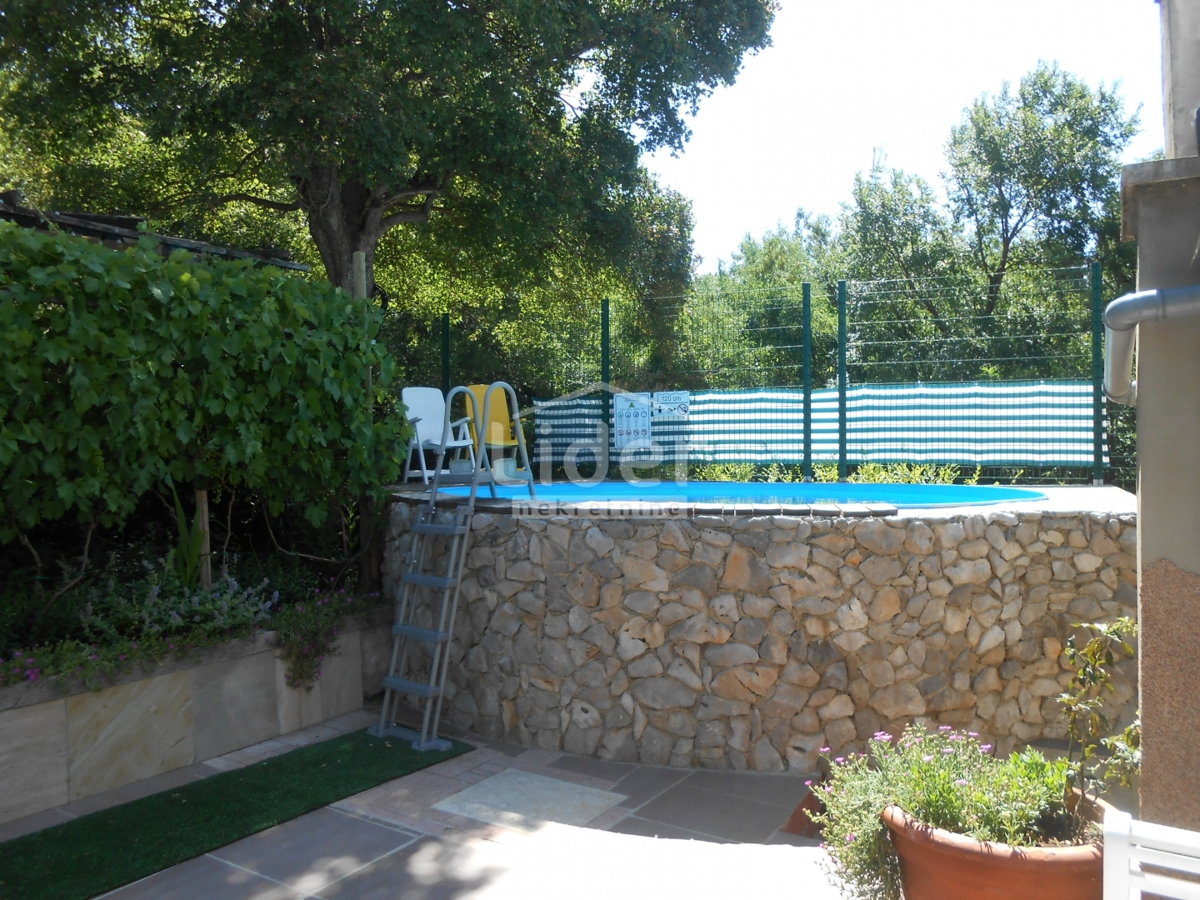 Hiša Grižane-Belgrad, 210m2