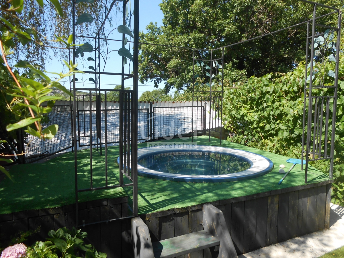 Hiša Grižane-Belgrad, 210m2