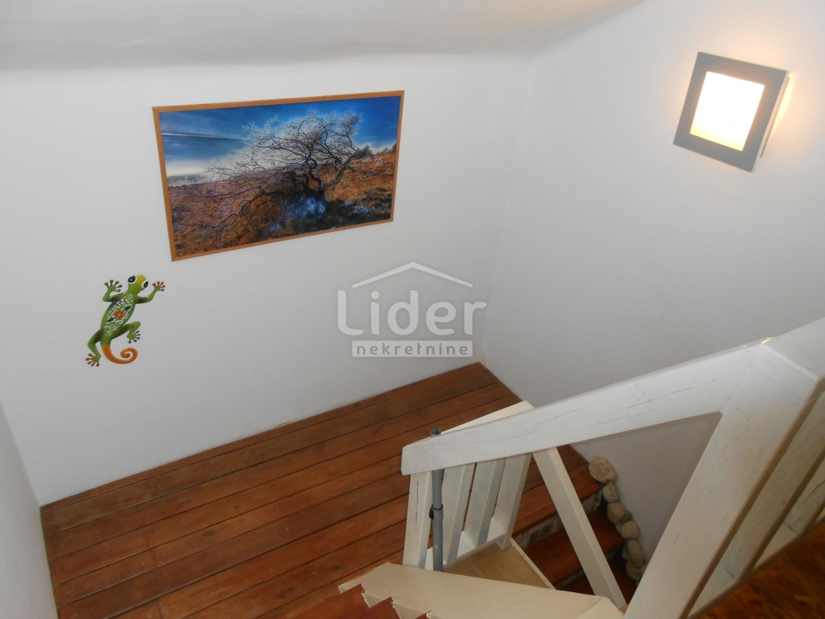 Hiša Grižane-Belgrad, 210m2