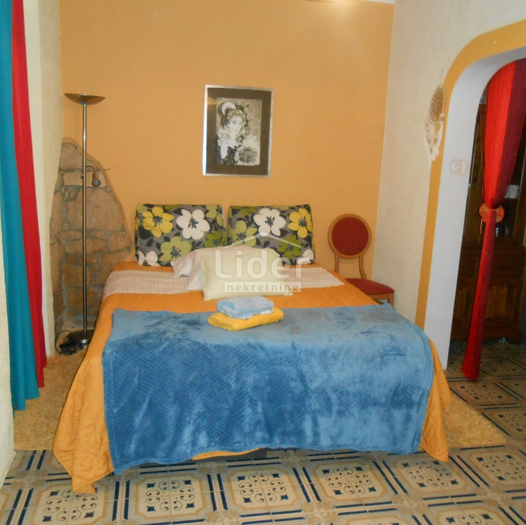 Hiša Grižane-Belgrad, 210m2